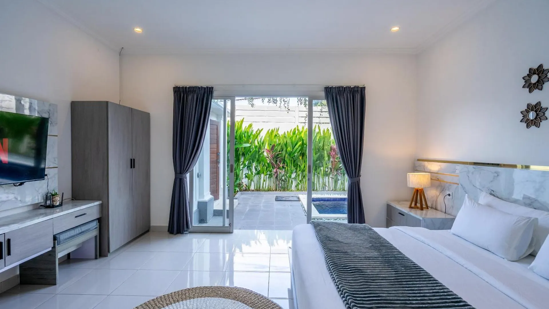 The Kakadu - A New Modern 2Br Villa With Private Pool In Seminyak Indonesia